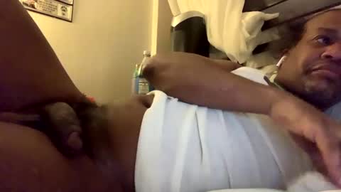 Snapshot of sportyesce chatting on 02-08-25, 08:20 sportyesce online show from 02-08-25, 08:20