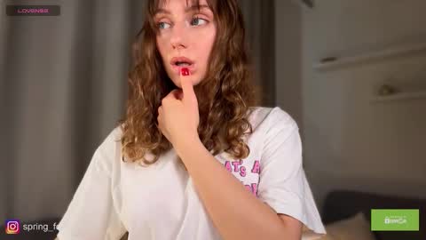 Snapshot of spring_forestx chatting on 02-18-26, 01:40 Lilly online Monday - Friday ask time in pm online show from 02-18-26, 01:40