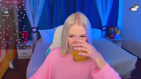 Snapshot of springajara chatting on 11-11-25, 12:16 Vetta online show from 11-11-25, 12:16