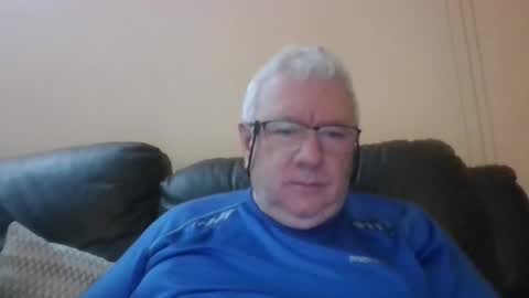 Snapshot of springtine chatting on 05-16-26, 12:29 springtine online show from 05-16-26, 12:29