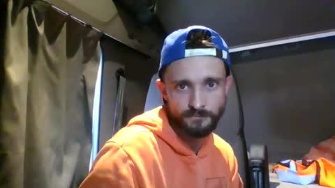 spyco82 online show from 10-22-25, 02:17