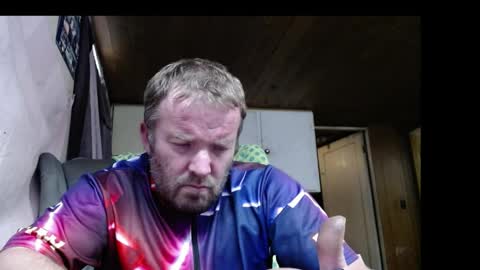 Snapshot of squegly chatting on 05-18-26, 04:57 Bryan online show from 05-18-26, 04:57
