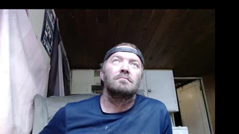 Snapshot of squegly chatting on 05-27-26, 11:29 Bryan online show from 05-27-26, 11:29