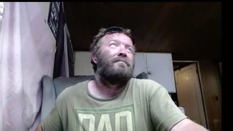 Snapshot of squegly chatting on 07-10-26, 12:30 Bryan online show from 07-10-26, 12:30