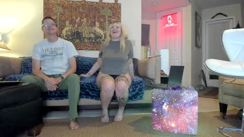 Snapshot of squirt_vip_room chatting on 01-05-25, 01:03 Roxy Day Mossimo Knight online show from 01-05-25, 01:03