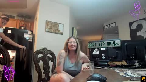 Roxy Day  Mossimo Knight online show from 03-30-26, 12:11