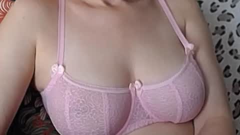 Snapshot of squirtyeleanor chatting on 07-16-26, 09:59 SquirtyEleanor online show from 07-16-26, 09:59