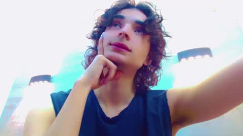 Snapshot of sr_bonnyethan chatting on 10-04-25, 02:04 ethan online show from 10-04-25, 02:04