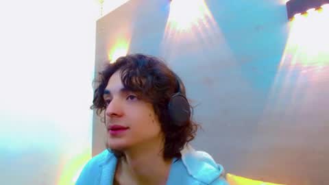 Snapshot of sr_bonnyethan chatting on 10-06-25, 02:25 ethan online show from 10-06-25, 02:25