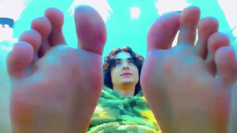 Snapshot of sr_bonnyethan chatting on 10-25-25, 03:07 ethan online show from 10-25-25, 03:07