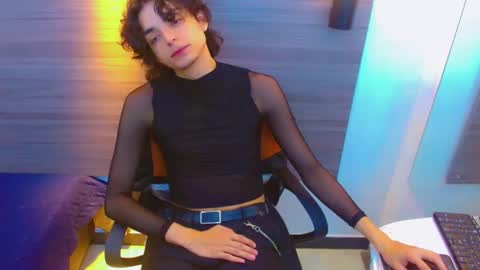 Snapshot of sr_bonnyethan chatting on 05-05-26, 12:57 ethan online show from 05-05-26, 12:57
