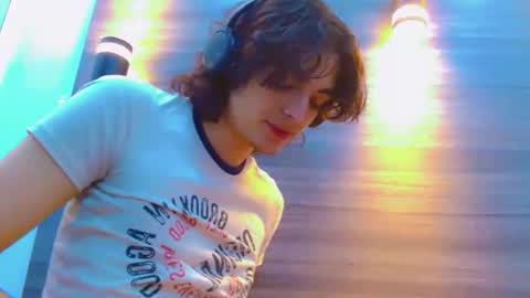 Snapshot of sr_bonnyethan chatting on 05-16-26, 01:10 ethan online show from 05-16-26, 01:10