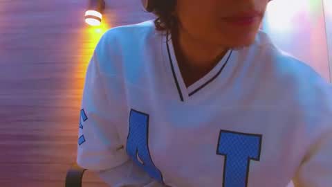 Snapshot of sr_bonnyethan chatting on 06-06-26, 01:16 ethan online show from 06-06-26, 01:16
