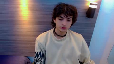 Snapshot of sr_bonnyethan chatting on 07-17-26, 01:18 ethan online show from 07-17-26, 01:18