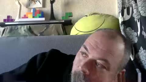 Snapshot of srekos38 chatting on 12-31-24, 10:48 srekos38 online show from 12-31-24, 10:48