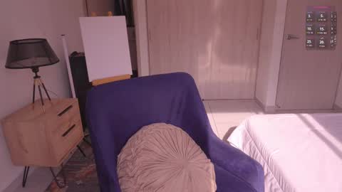 Matt     online show from 09-17-25, 08:43