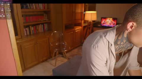Snapshot of srerotic chatting on 05-08-26, 12:27 Matt online show from 05-08-26, 12:27