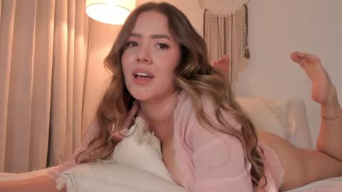 Sophie 3 online show from 01-30-25, 03:44