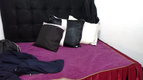 .          . online show from 02-03-26, 11:59