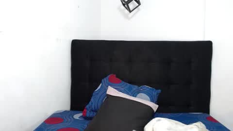 .          . online show from 03-03-26, 12:11