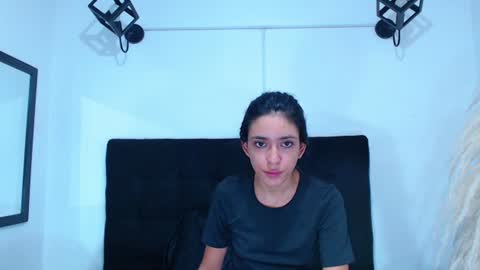 Snapshot of srta_luciana chatting on 07-17-26, 12:23 . . online show from 07-17-26, 12:23