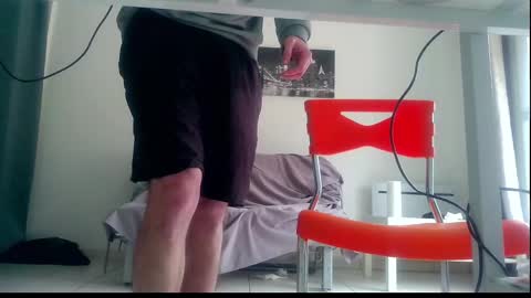 Snapshot of ssenzo chatting on 01-09-25, 11:25 ssenzo online show from 01-09-25, 11:25