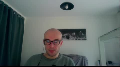 Snapshot of ssenzo chatting on 01-10-25, 07:57 ssenzo online show from 01-10-25, 07:57