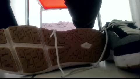 Snapshot of ssenzo chatting on 01-29-25, 10:01 ssenzo online show from 01-29-25, 10:01