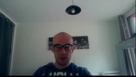 Snapshot of ssenzo chatting on 02-13-25, 07:45 ssenzo online show from 02-13-25, 07:45