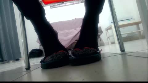 Snapshot of ssenzo chatting on 02-23-25, 08:33 ssenzo online show from 02-23-25, 08:33