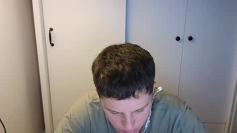 st1vemaster01 online show from 12-19-25, 04:58