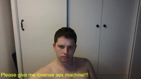 st1vemaster01 online show from 04-19-26, 02:38