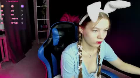 Snapshot of st_ormy chatting on 07-25-26, 03:15 Stormy online show from 07-25-26, 03:15