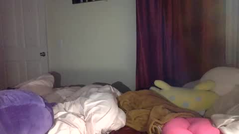 Snapshot of stabackkatrina chatting on 11-29-25, 04:15 Dianaseshh online show from 11-29-25, 04:15