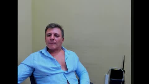 Snapshot of stacattoff chatting on 10-17-25, 03:58 stacattoff online show from 10-17-25, 03:58