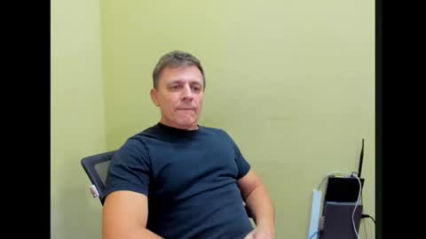 Snapshot of stacattoff chatting on 10-21-25, 04:30 stacattoff online show from 10-21-25, 04:30