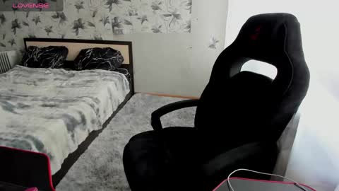 Stacey GMT5 Mo Tu We Th Fr Sa 3am -10am online show from 01-16-25, 03:56