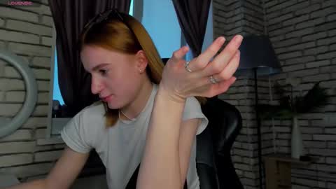 Stacey GMT5 Mo Tu We Th Fr Sa 3am -10am online show from 02-20-26, 06:26