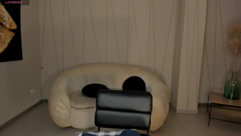 Snapshot of staceywood_ chatting on 03-05-25, 05:18 Stacy Woods online show from 03-05-25, 05:18