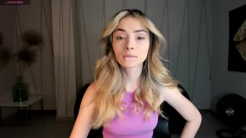 Stacy Woods online show from 05-14-26, 11:39