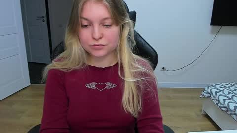 Stacy  online show from 01-26-25, 04:09