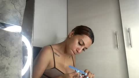 Stacy Queen online show from 04-10-26, 04:12