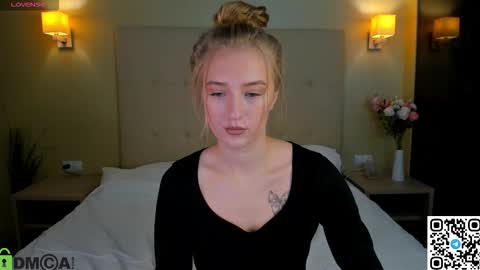 Stacy Mon Tue Wed Thu Fri Sun GMT GMT 3 1000am - 0400pm  online show from 11-23-25, 09:31