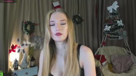 Snapshot of stacy_riiver chatting on 12-02-25, 09:36 Stacy Mon Tue Wed Thu Fri Sun GMT GMT 3 1000am - 0400pm online show from 12-02-25, 09:36