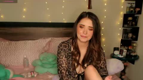 Snapshot of stacycakesxo chatting on 02-28-25, 10:20 StacyCakes online show from 02-28-25, 10:20