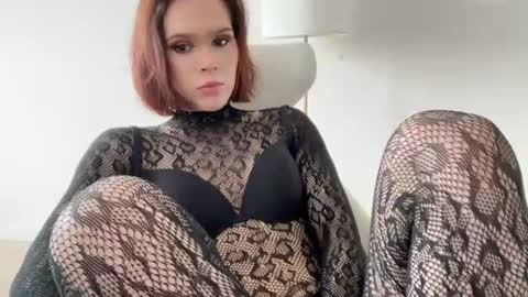 Snapshot of stacyluxxe chatting on 07-16-26, 08:53 Stacy online show from 07-16-26, 08:53