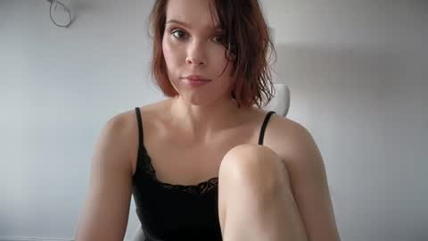 Snapshot of stacyluxxe chatting on 07-17-26, 12:12 Stacy online show from 07-17-26, 12:12