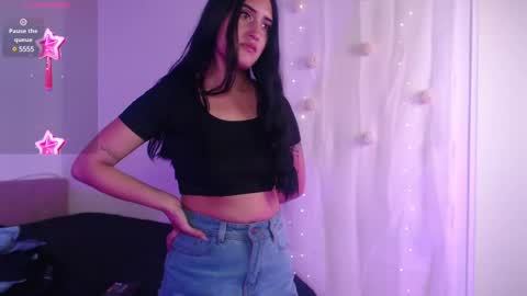 Snapshot of stacymaliibu chatting on 02-26-25, 03:19 Stacy online show from 02-26-25, 03:19