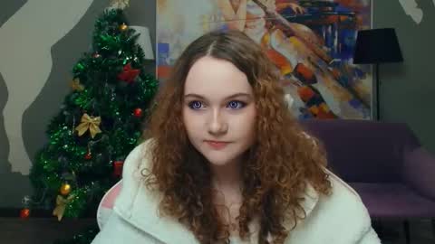 Snapshot of stacyroller chatting on 02-19-26, 06:15 Violet online show from 02-19-26, 06:15