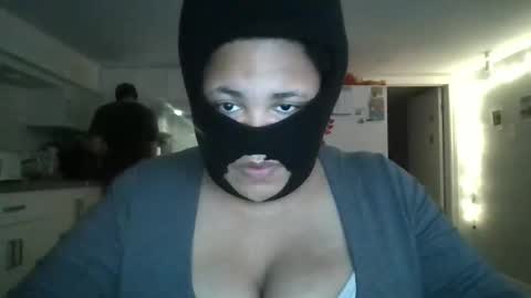 staeezee24 online show from 01-11-26, 02:49